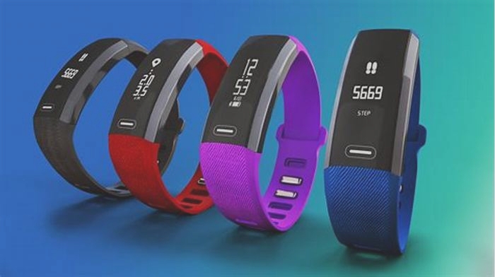 Beyond Steps Advanced Features of Smartwatches and Fitness Trackers