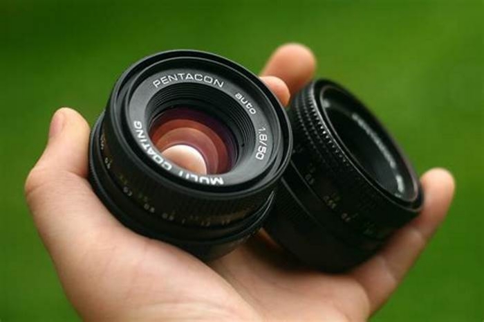 Choosing the Right Lens for Your DSLR Camera A Guide to Focal Lengths and Apertures