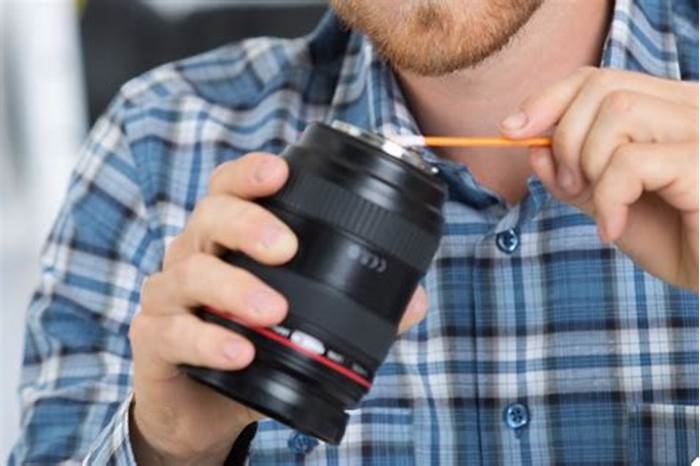 How to Clean and Maintain Your DSLR Camera Lens for Crisp Photos, Ensuring Professional-Quality Shots Every Time